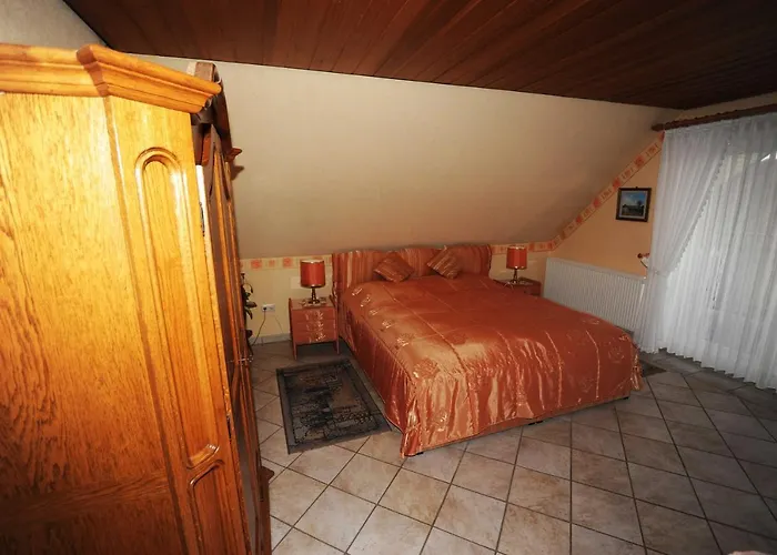 Schilling_ 65043 公寓